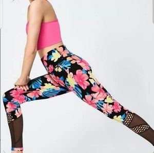 Med VS Pink High waste 7/8 ankle legging